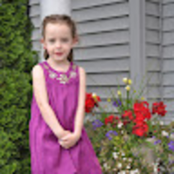 Meet your Posher, Lauren - Picture 1 of 1